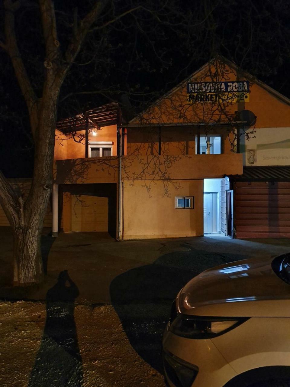 Apartman Markovic Bosanski Samac Luaran gambar