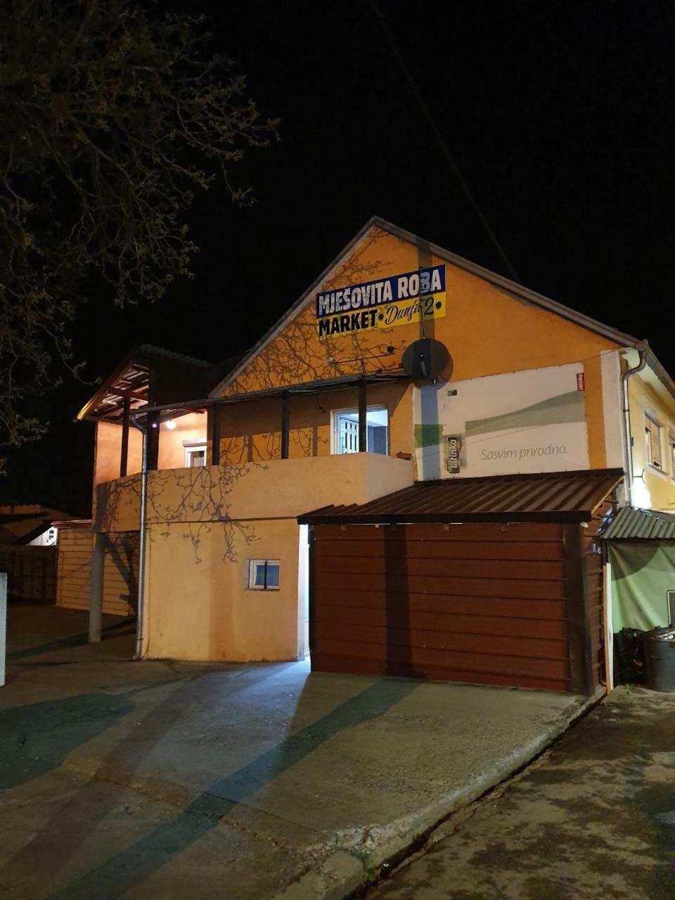 Apartman Markovic Bosanski Samac Luaran gambar