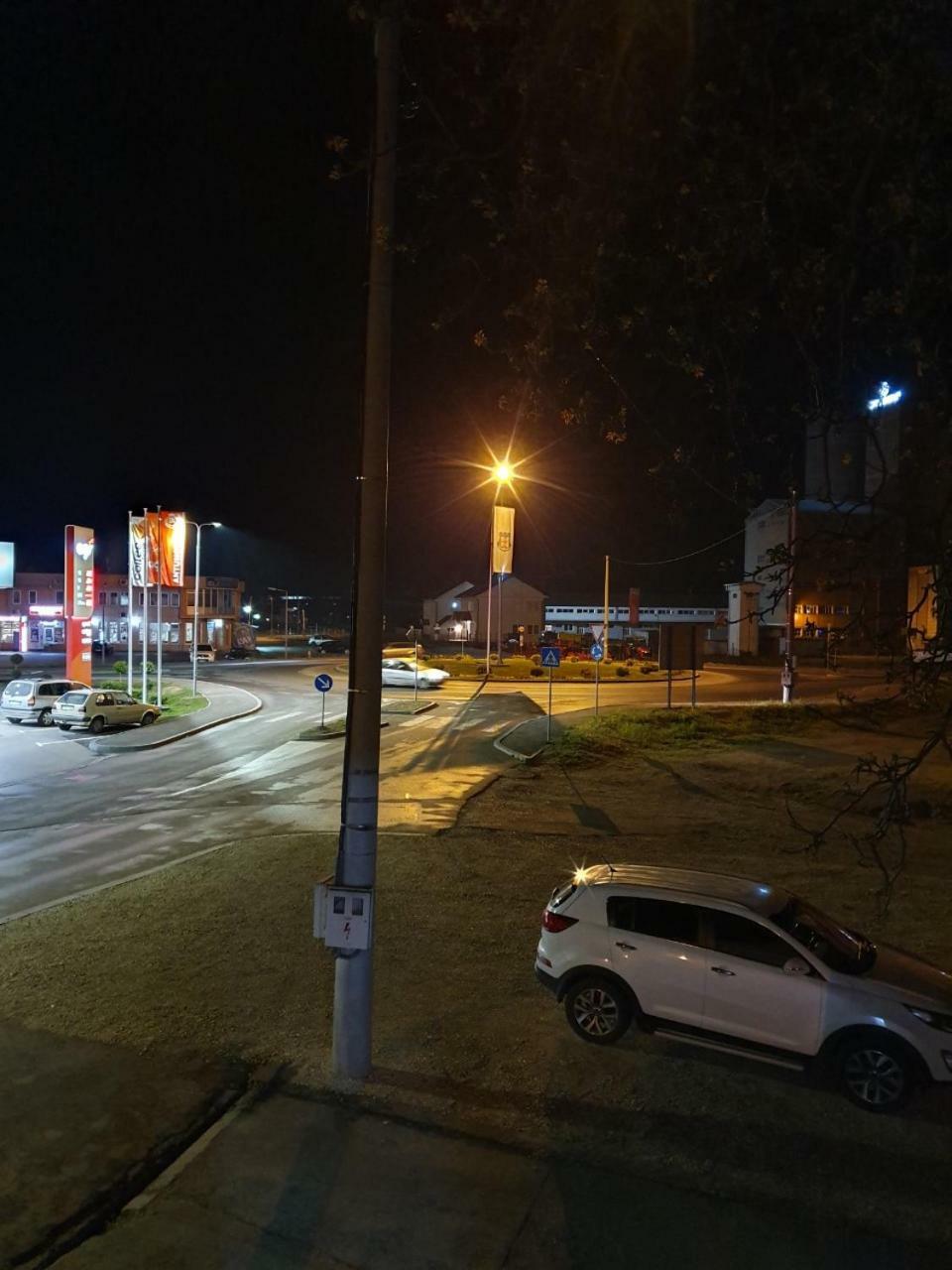 Apartman Markovic Bosanski Samac Luaran gambar